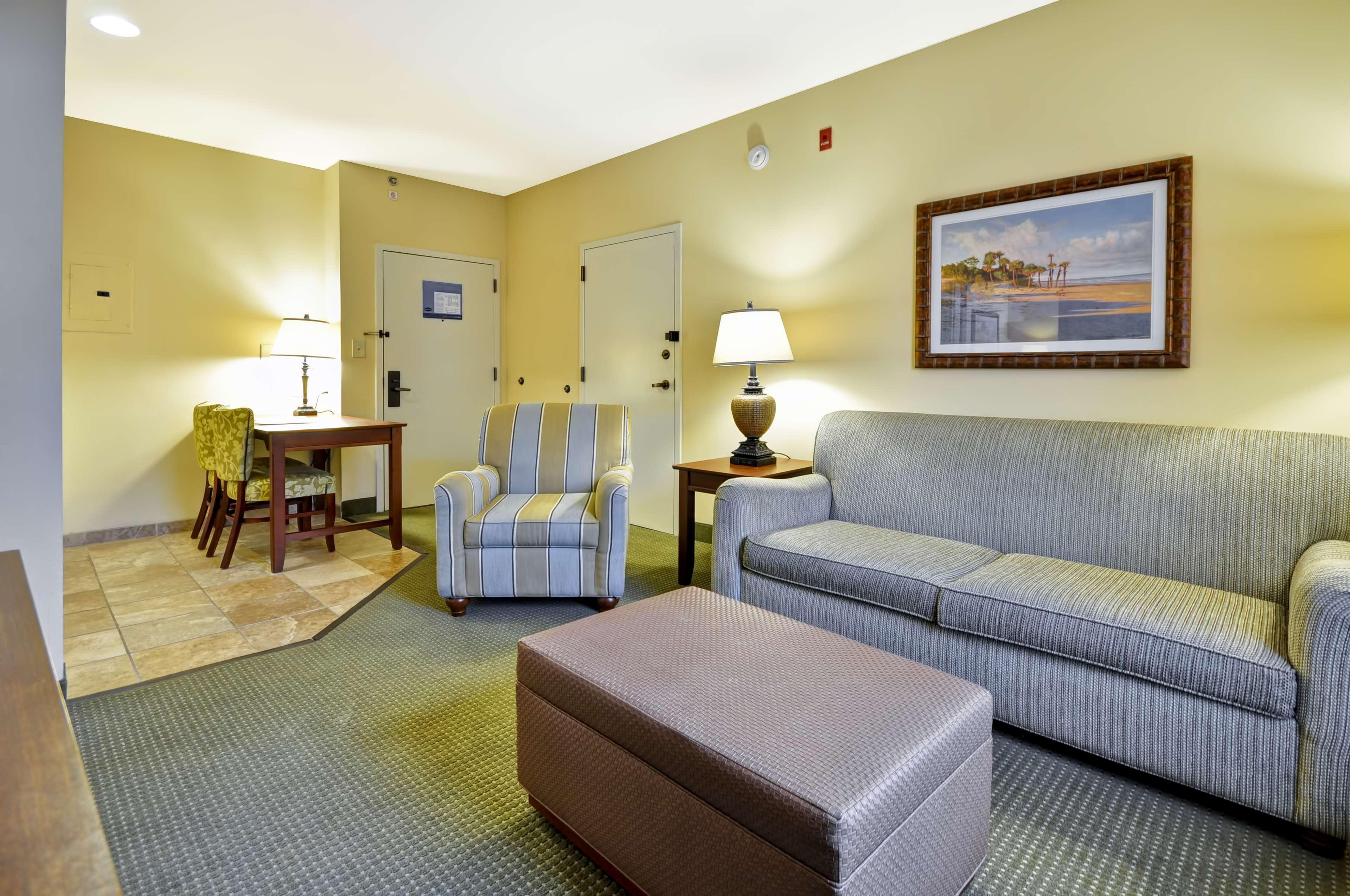 Hampton Inn&suites Charleston/mt. Pleasant-isle Of Palms Hotel