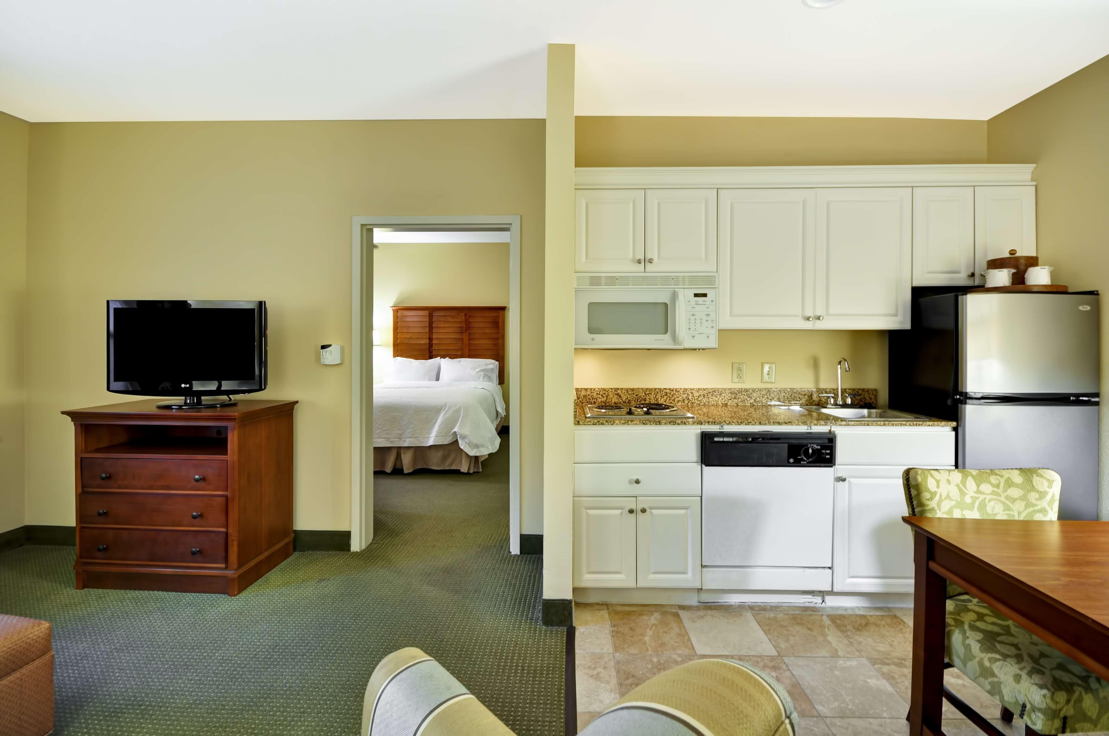 Hampton Inn&suites Charleston/mt. Pleasant-isle Of Palms Hotel 3*